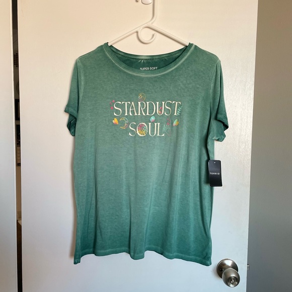torrid Tops - Torrid Lightweight “Stardust” T-Shirt - Size M